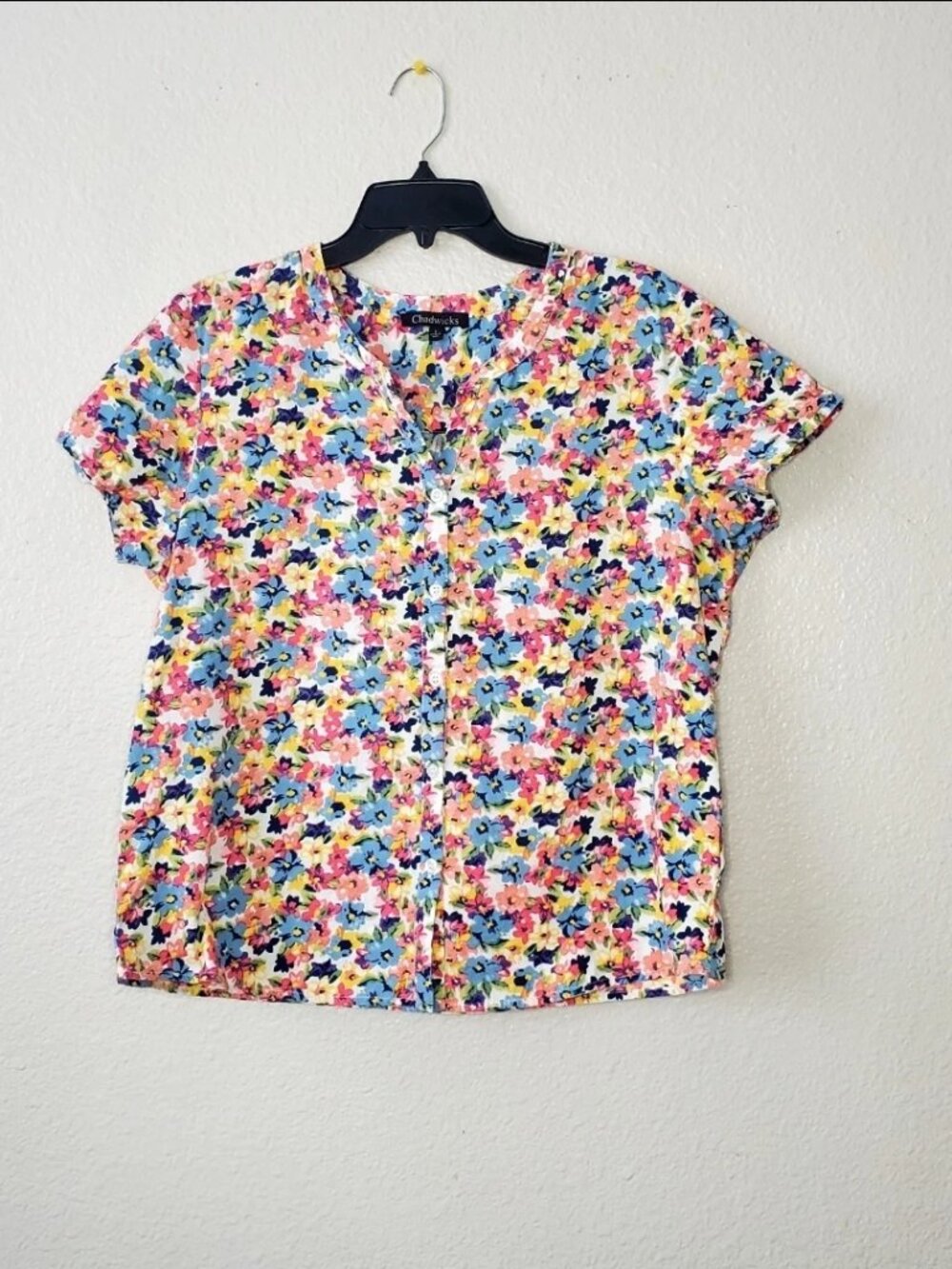 NWOT Chadwicks Womens Multi-Color Floral Shortsleeve Button Up Size: Large